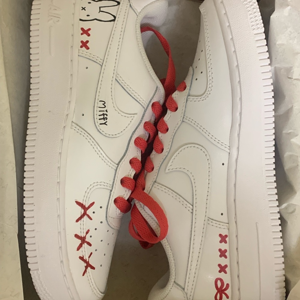 Miffy Nike Air Force 1 - Picture 6 of 7